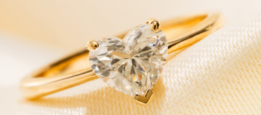 anillo de compromiso