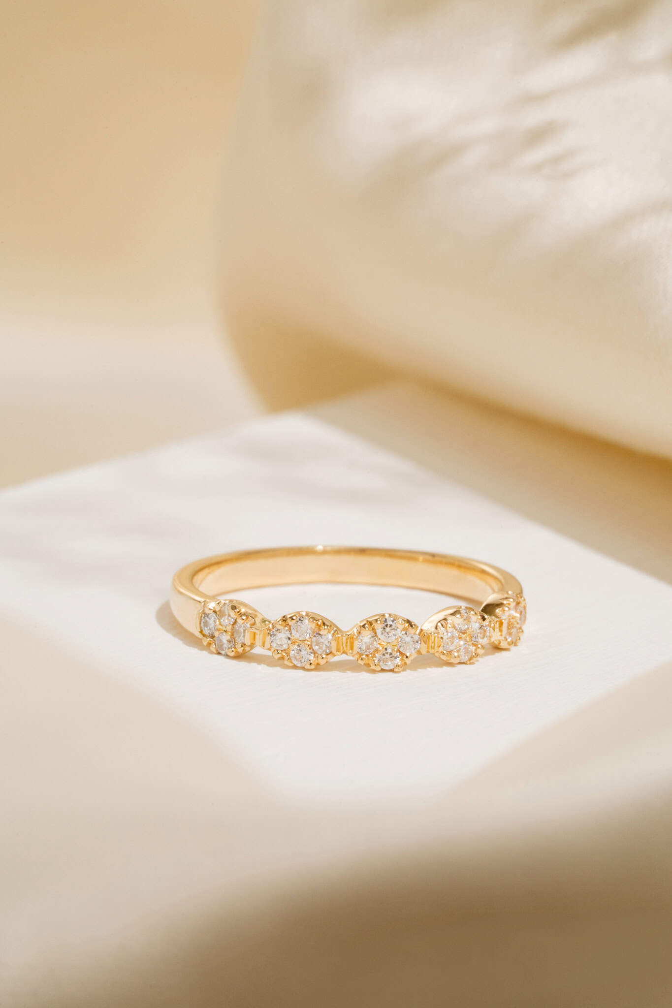 Clover Ring