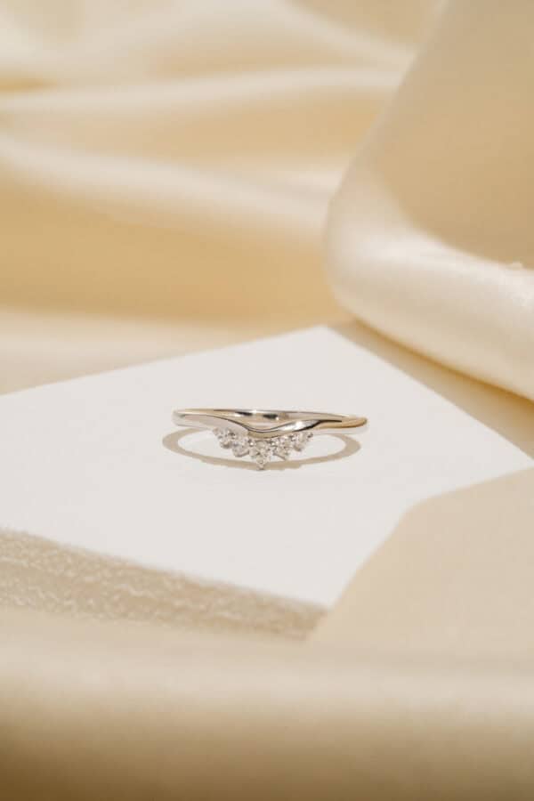 Tiara Ring