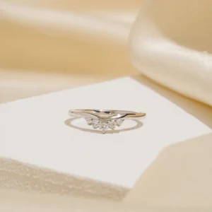 Tiara Ring